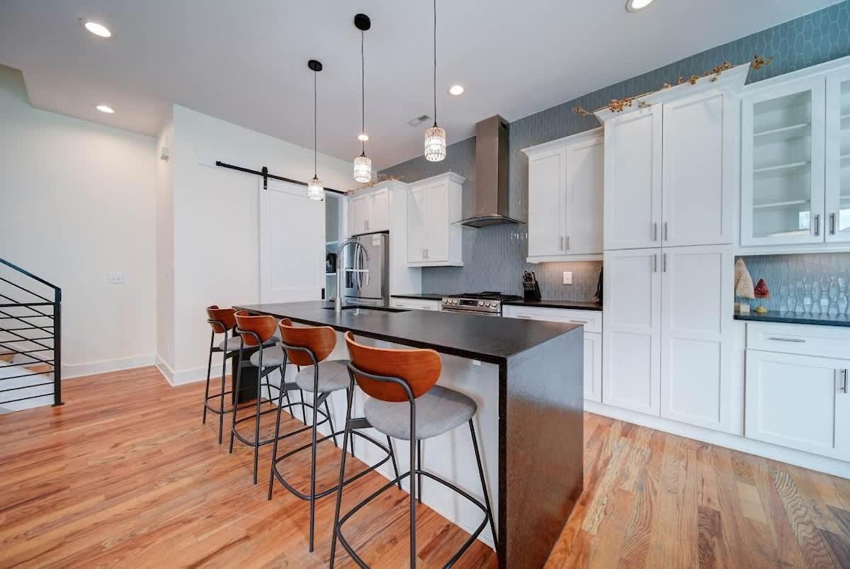 Luxe Townhome Rooftop Hot Tub Parking *