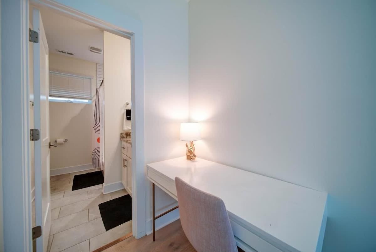 Luxe Townhome Rooftop Hot Tub Parking * Charlotte
