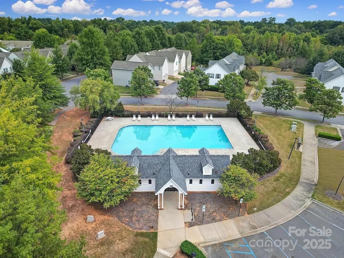 Holiday home Spacious 4 Bedroom House In Area Close To Pnc Pavilion Charlotte