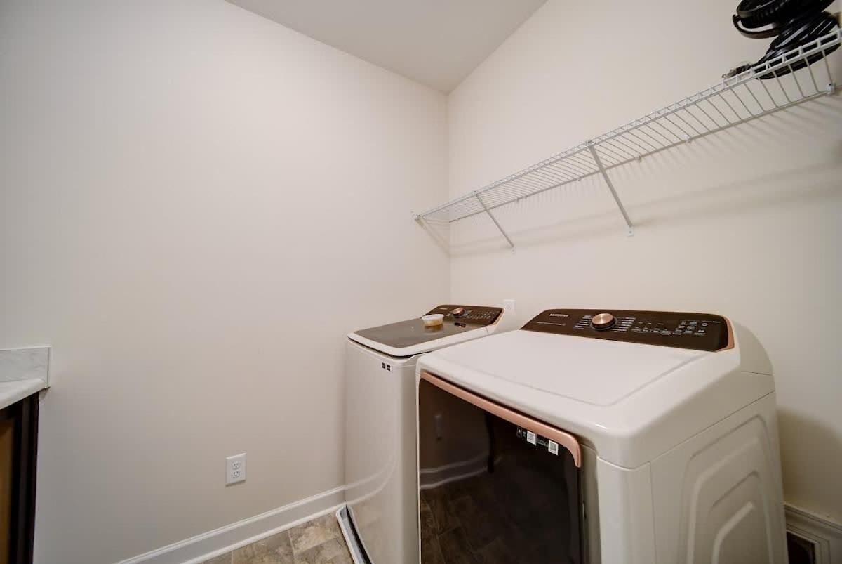 Luxury 4br Escape - Premium Modern Comfort Charlotte