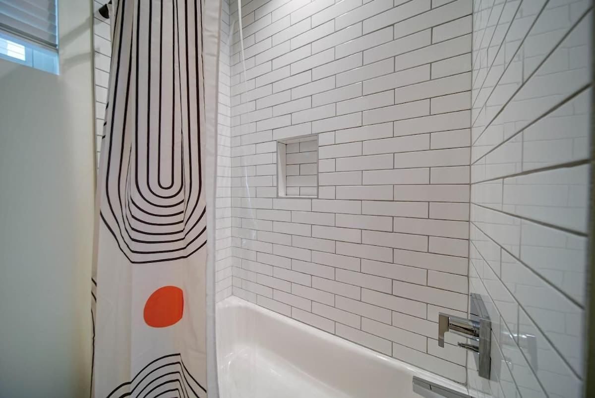 Luxe Townhome Rooftop Hot Tub Parking * Charlotte