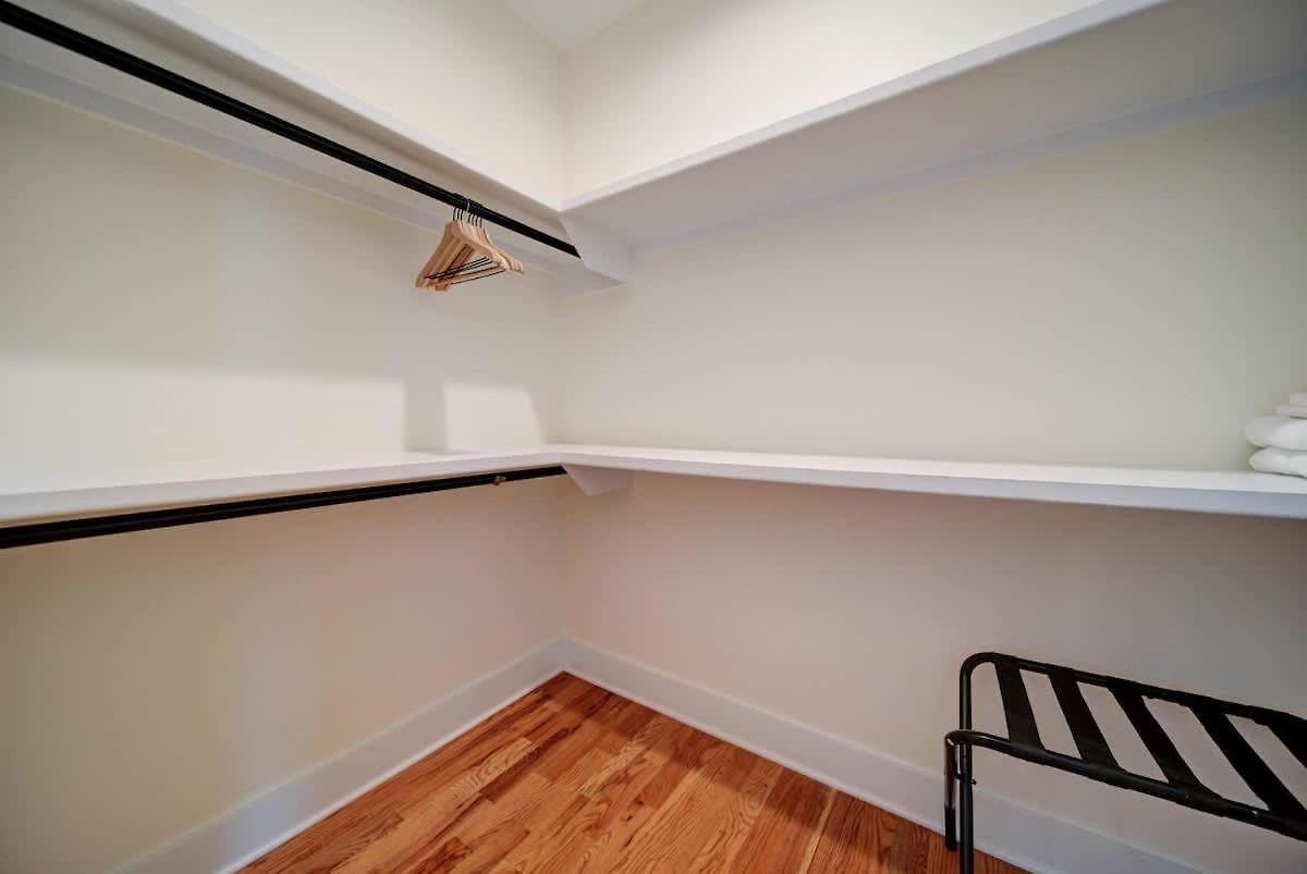 Luxe Townhome Rooftop Hot Tub Parking Holiday home