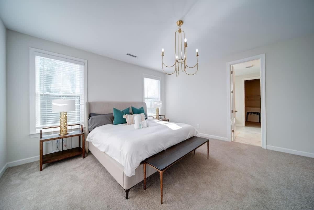 Luxury 4br Escape - Premium Modern Comfort Holiday home Charlotte