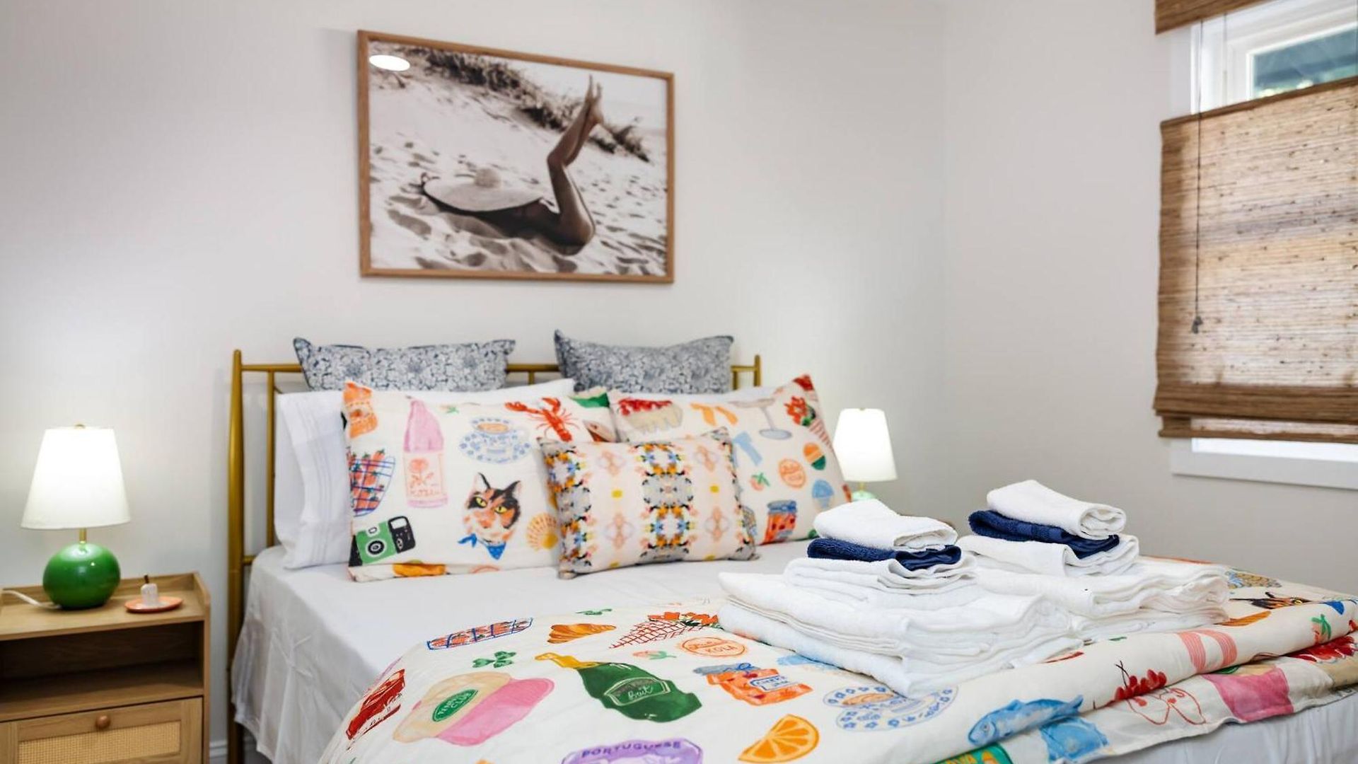 Plaza Shamrock *pied-a-terre* Newly Renovated!