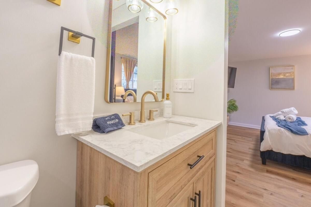 Holiday home Ballantyne 3br House, Privateyard, Work Desk & 1 Gig Wi-fi Charlotte