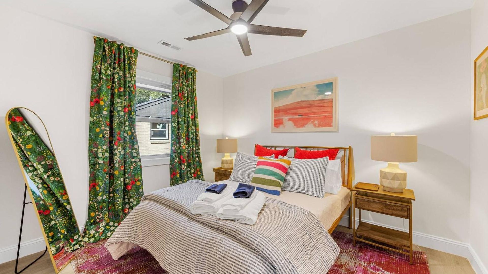 Holiday home New Shamrock Stunner | King Bed, Pet Friendly Charlotte