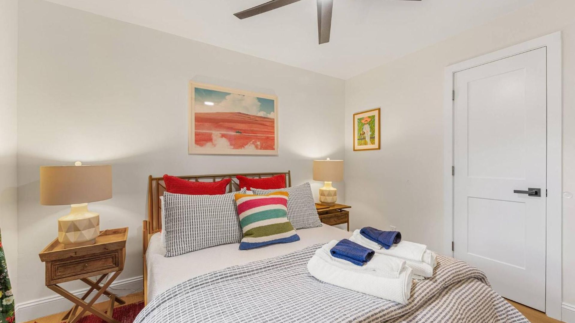 New Shamrock Stunner | King Bed, Pet Friendly Holiday home Charlotte