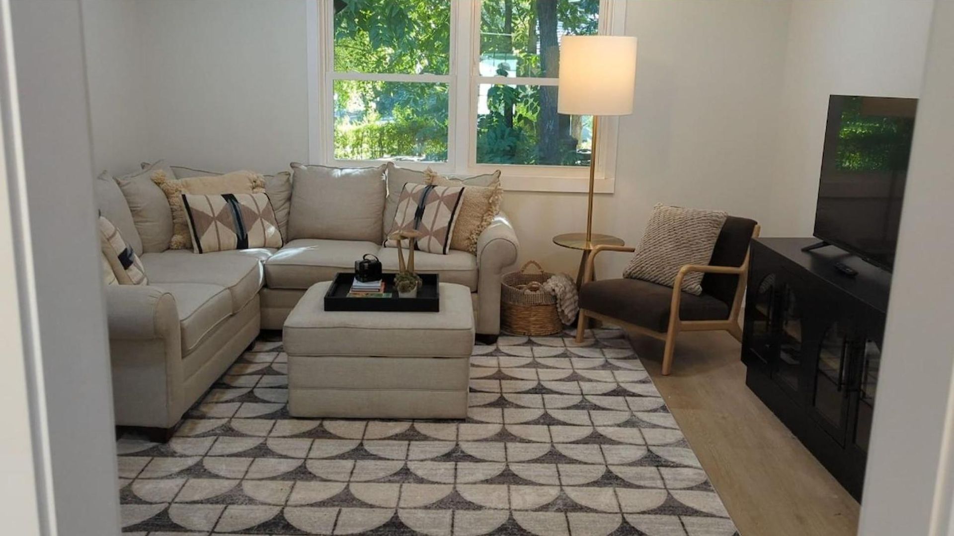 Plaza Shamrock *pied-a-terre* Newly Renovated! Holiday home
