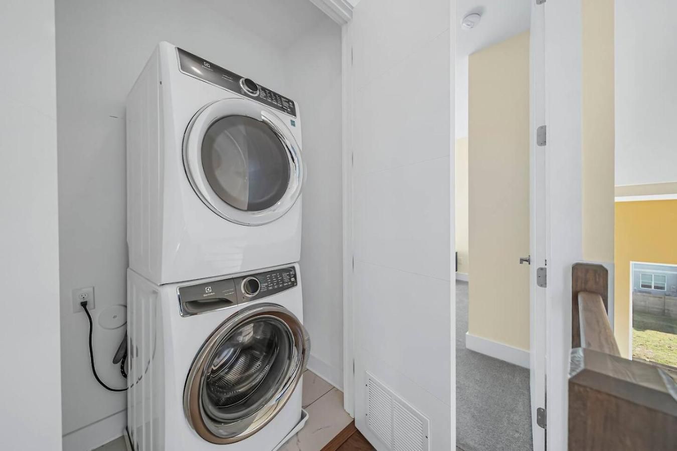 Holiday home Modern 4-story 3-br Townhome With Rooftop Lounge Charlotte