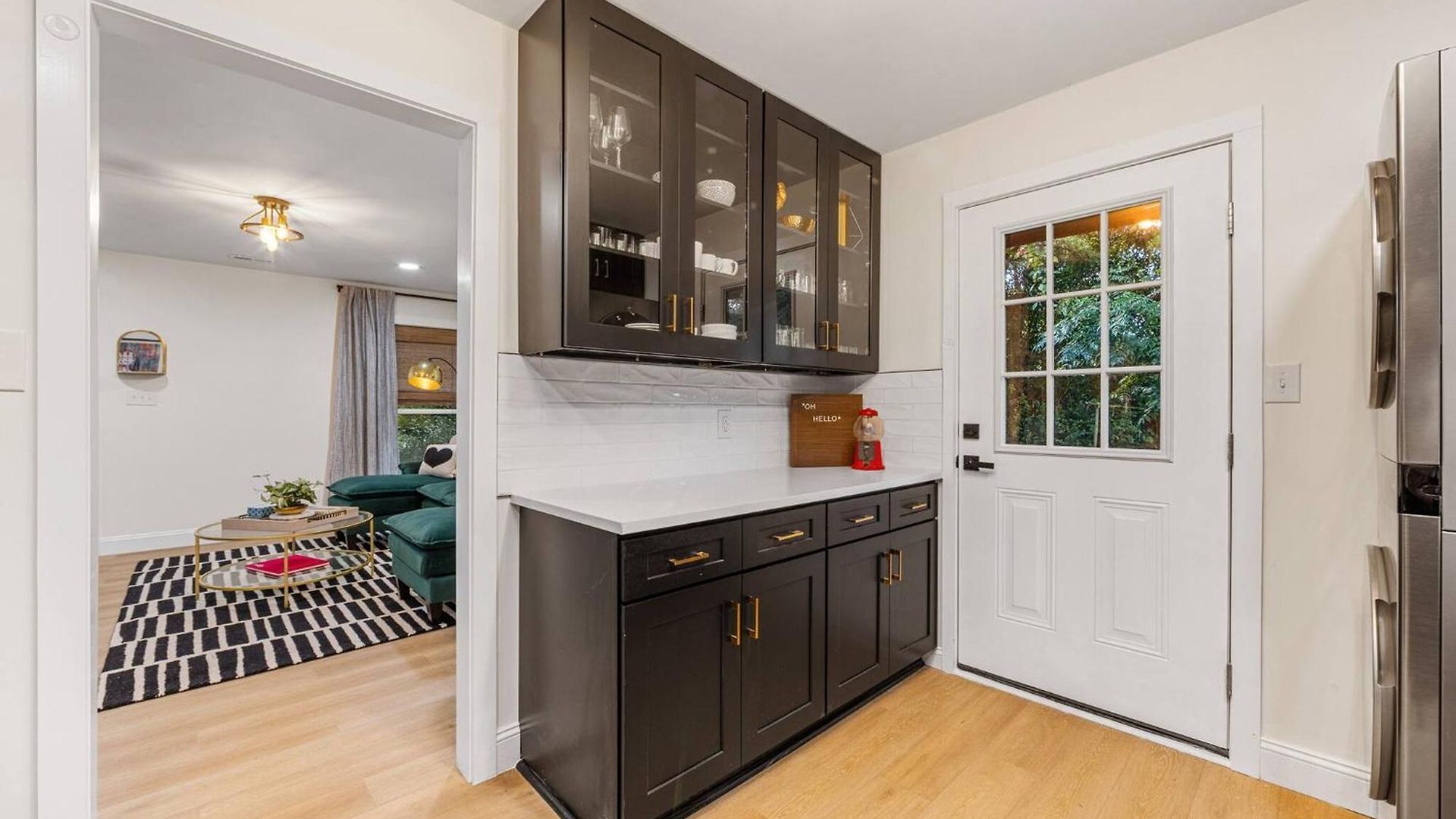 Holiday home *now Available!* Renovated Plaza Shamrock Duplex *