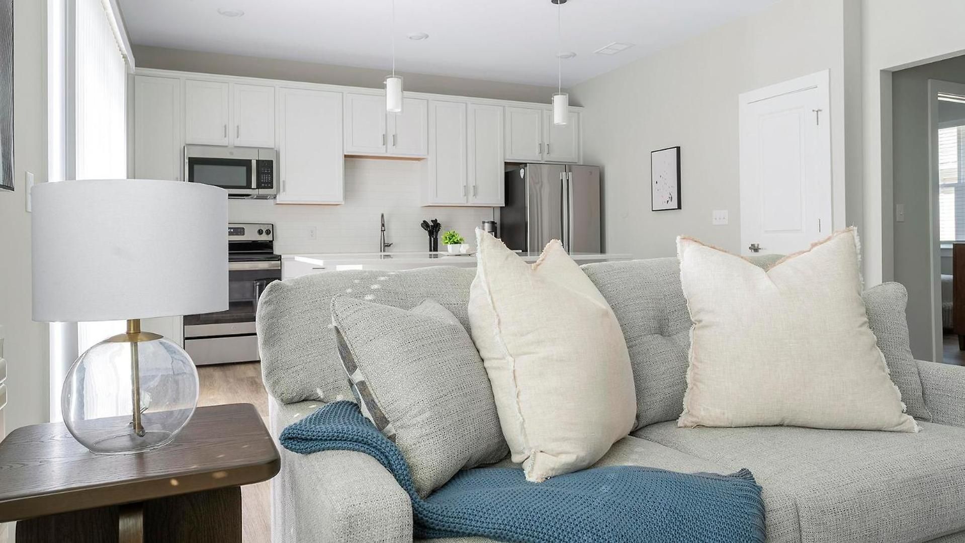 Landing - Zora Apartment