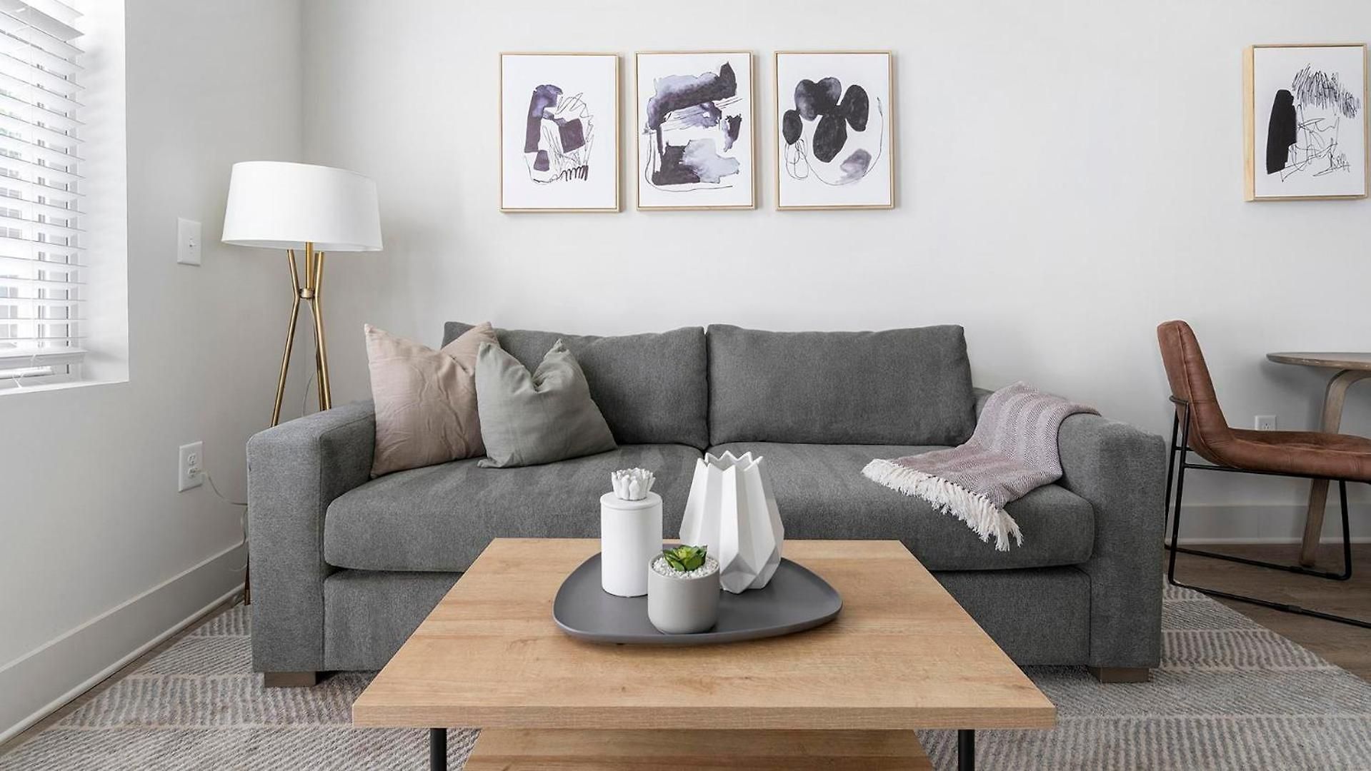 Apartment Landing - The Henry *
