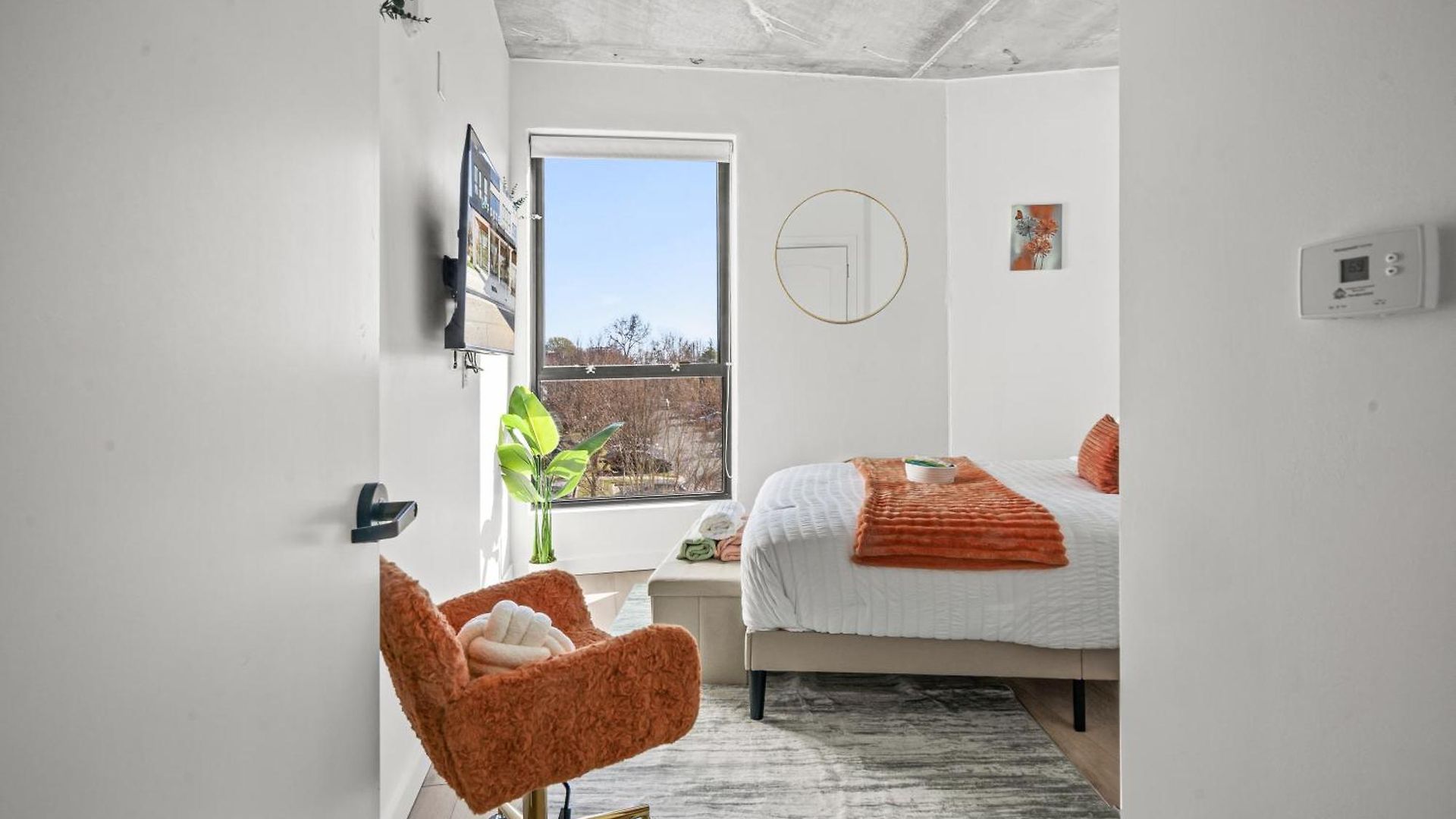 Luxury 2br South End Uptown Charlotte, Walkable, Gym, Washer & Dryer