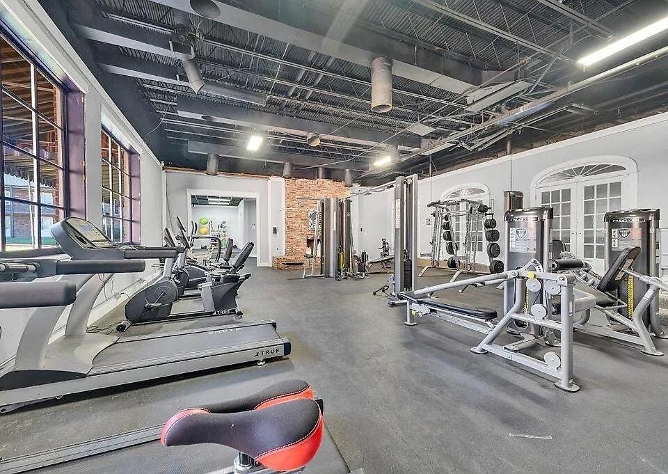 Apartment Lux Mins To Nascar Hof Cdia & Atrium Health *