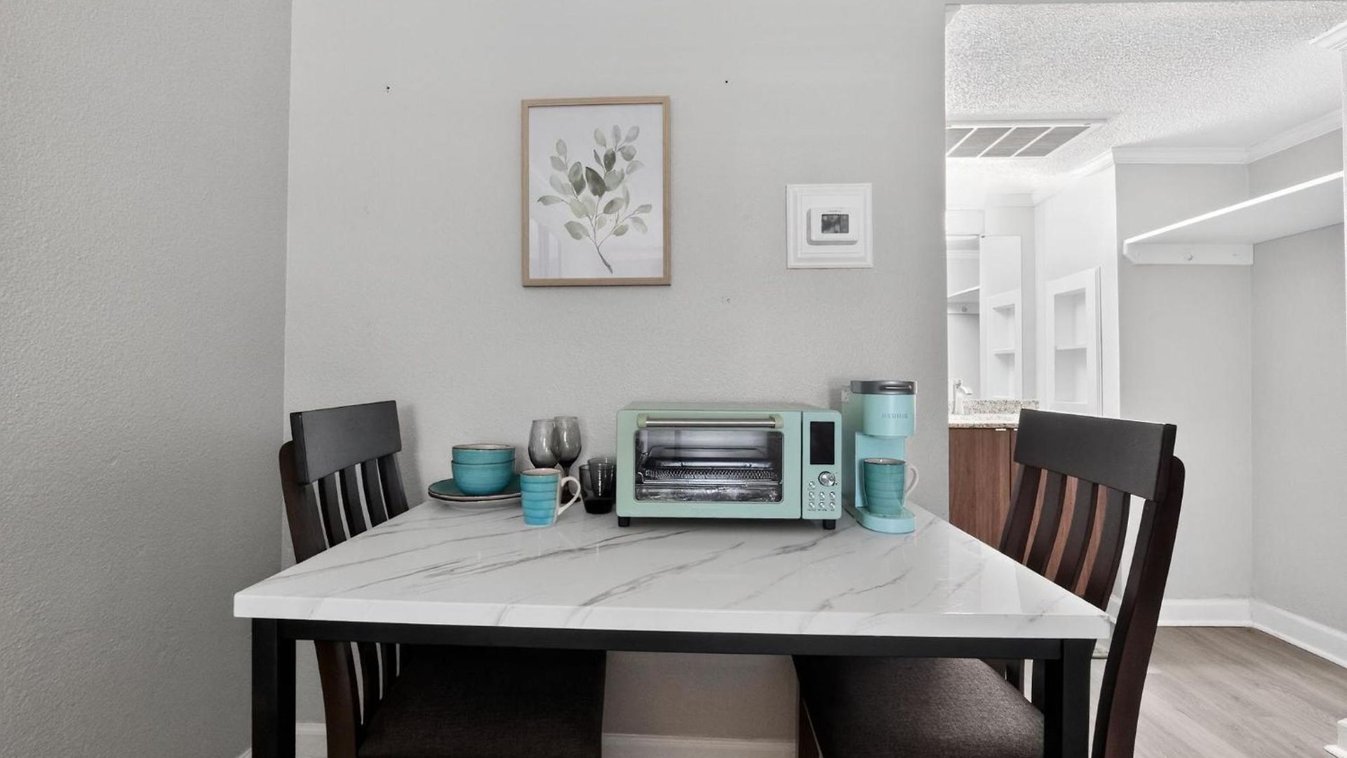 Apartment Lux Mins To Atrium Health & Airport *