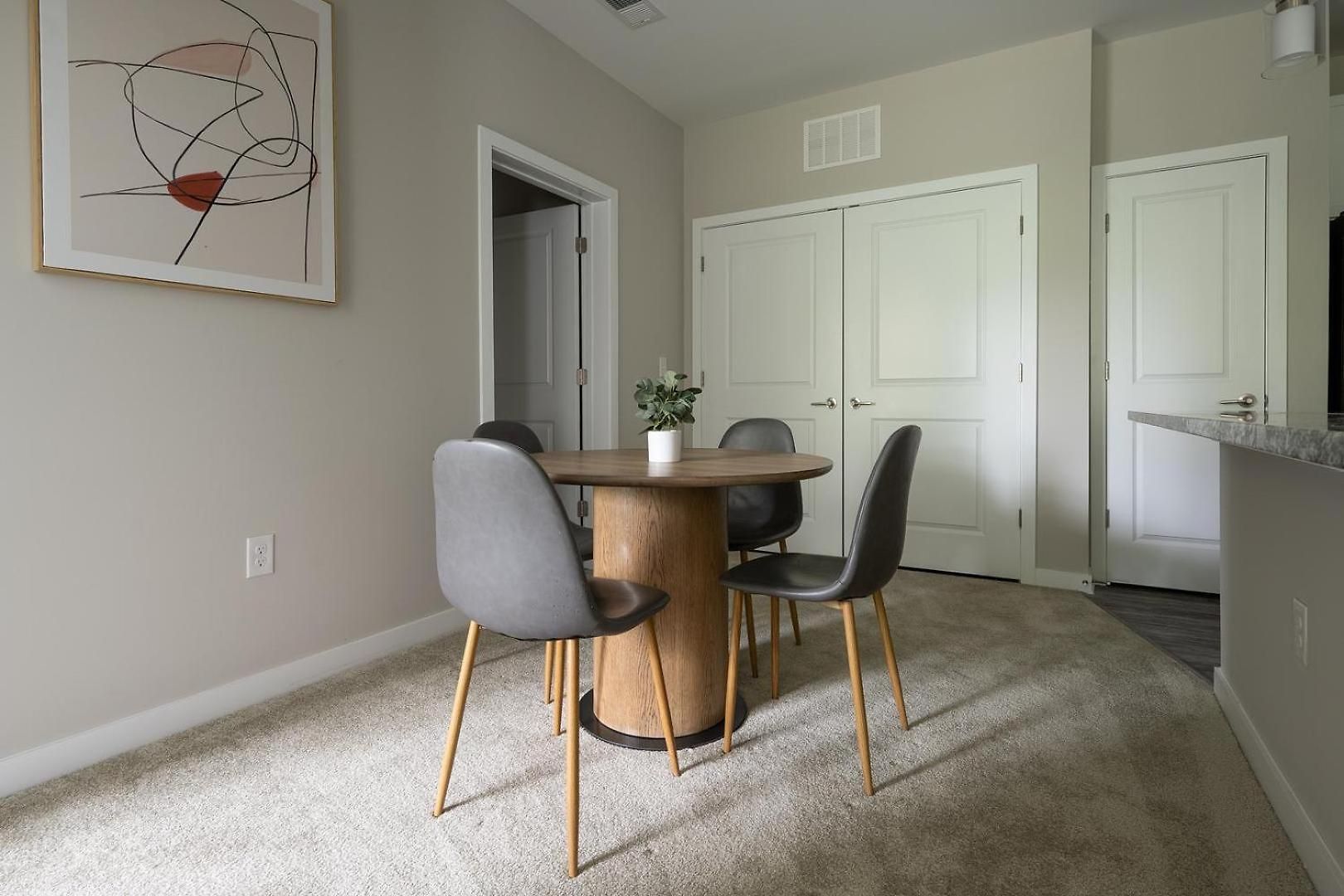 Apartment Landing Stunning 1bd Pool Yoga