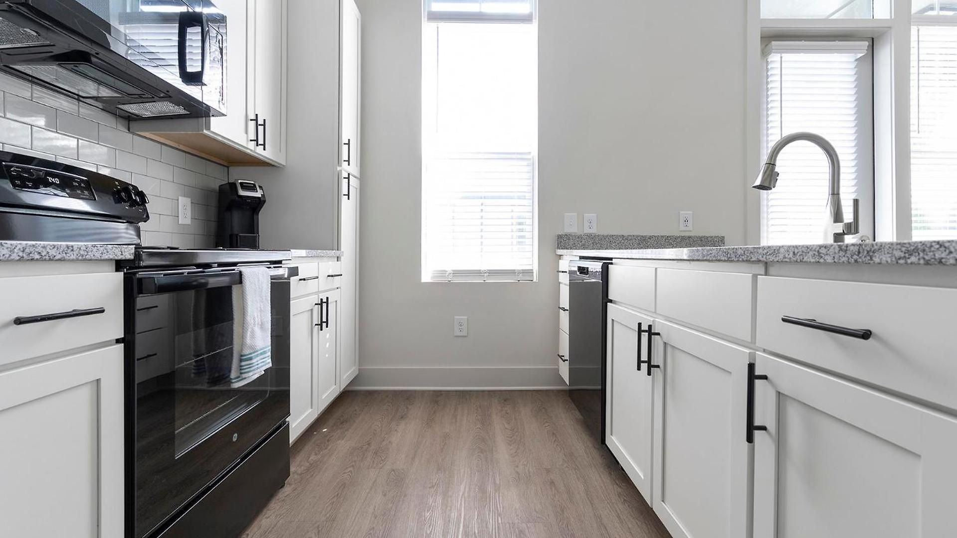 Apartment Landing - The Henry