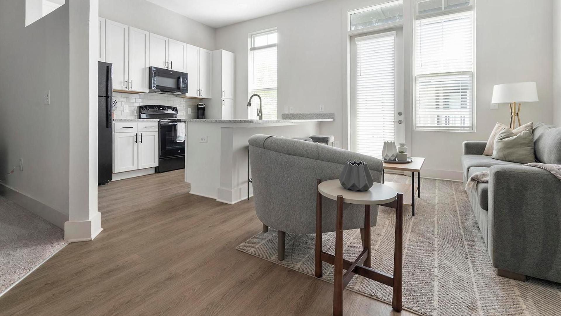 Landing - The Henry Apartment Charlotte