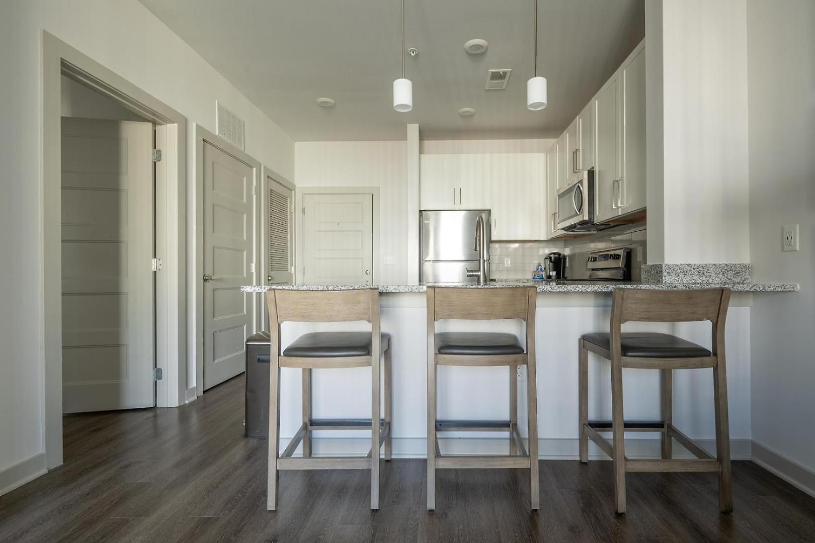 Apartment Landing Stunning 1Bd Pool Gym Charlotte
