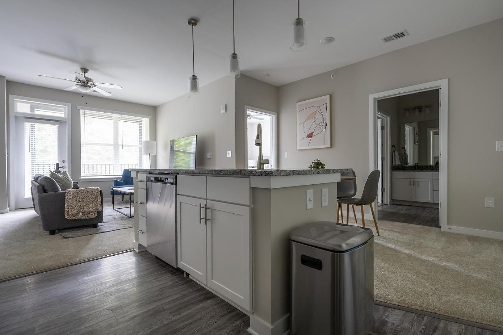 Apartment Landing Stunning 1bd Pool Yoga *