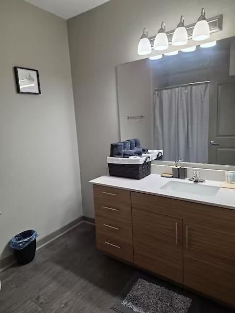 Skyline Serenity- Gym, Walk To Bars And Restaurants * Charlotte