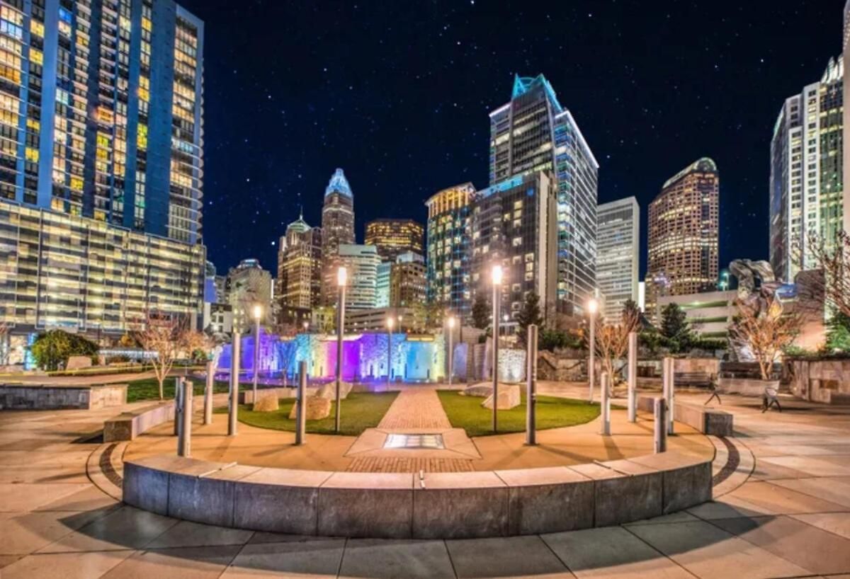 The Retreat In Uptown * Charlotte