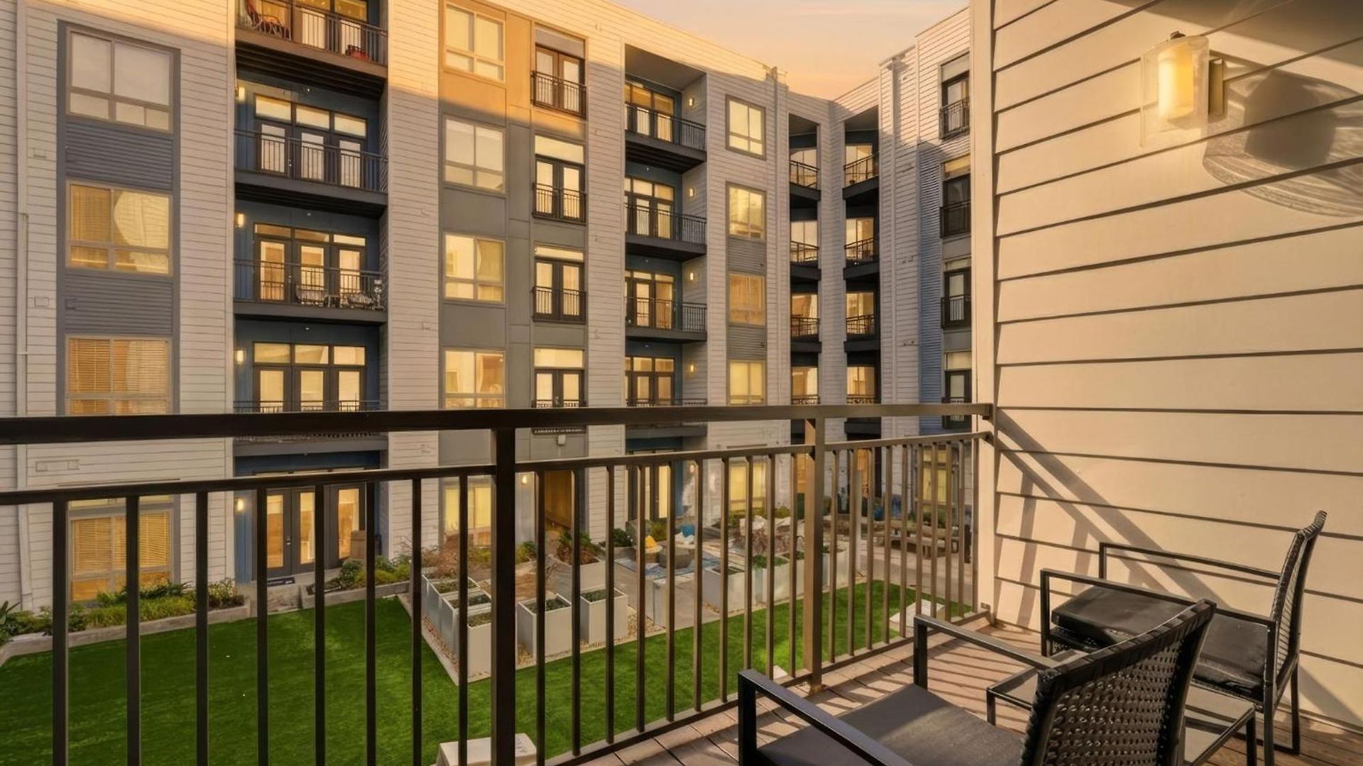 Urban Escape | Free Parking, Pool, Gym *