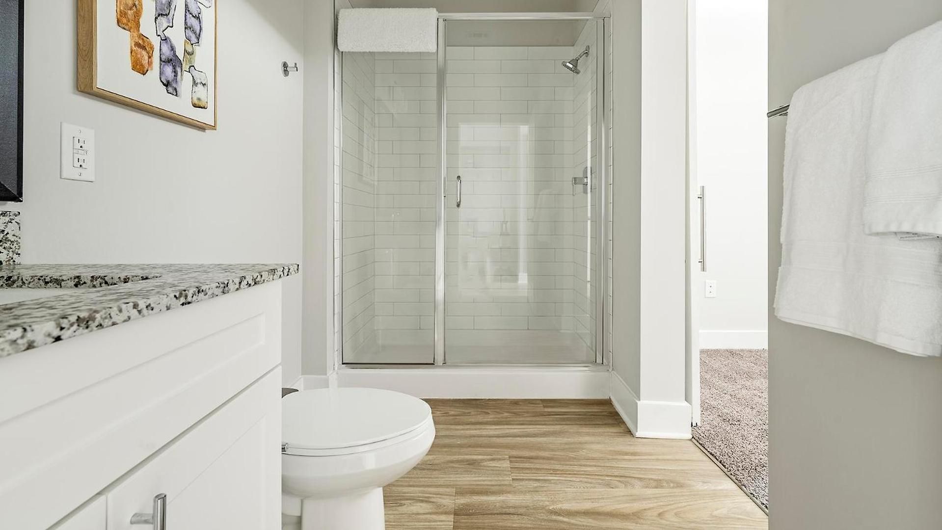 Landing - Chestnut Farm Apartment