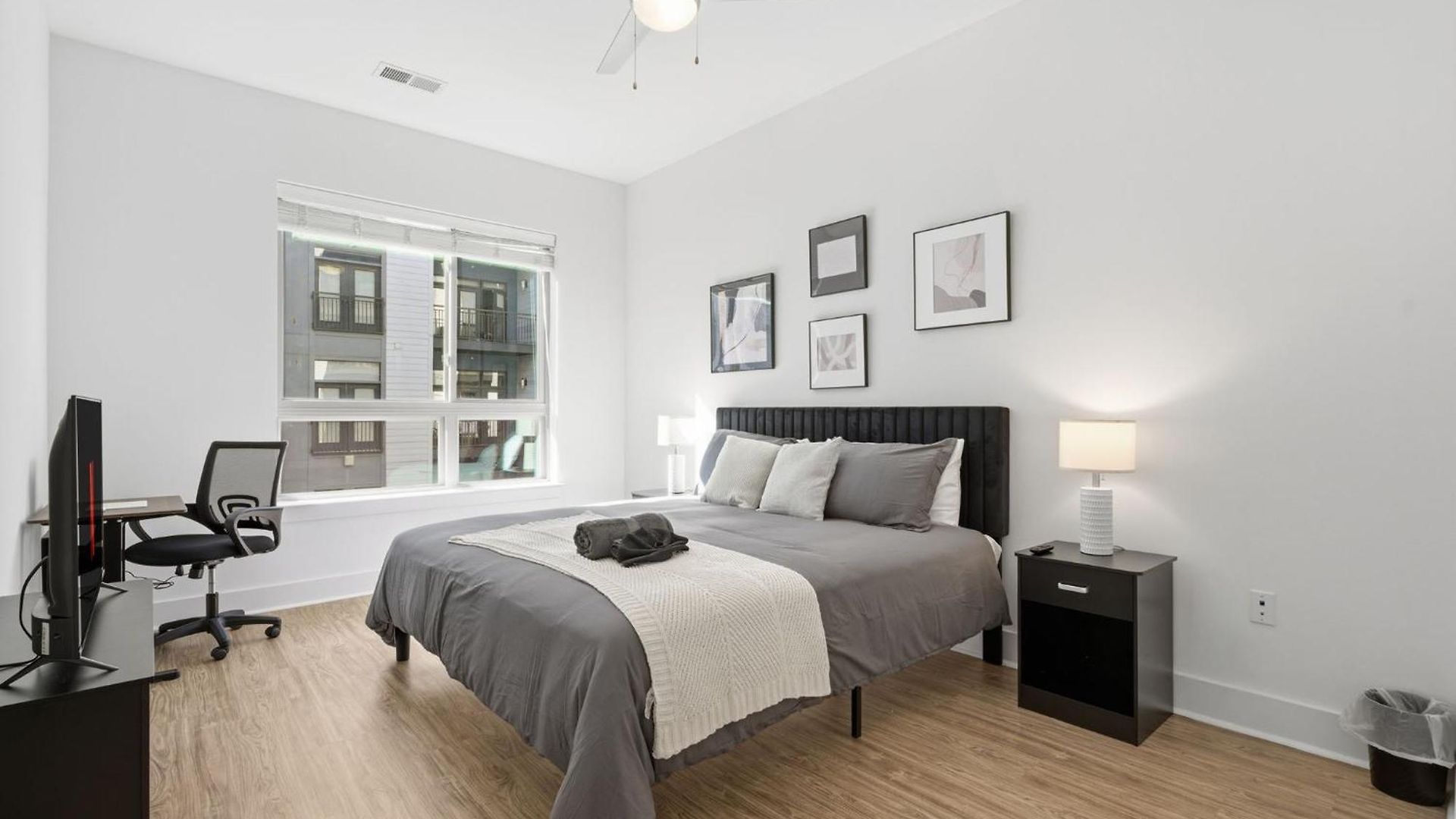 Apartment Urban Escape | Free Parking, Pool, Gym
