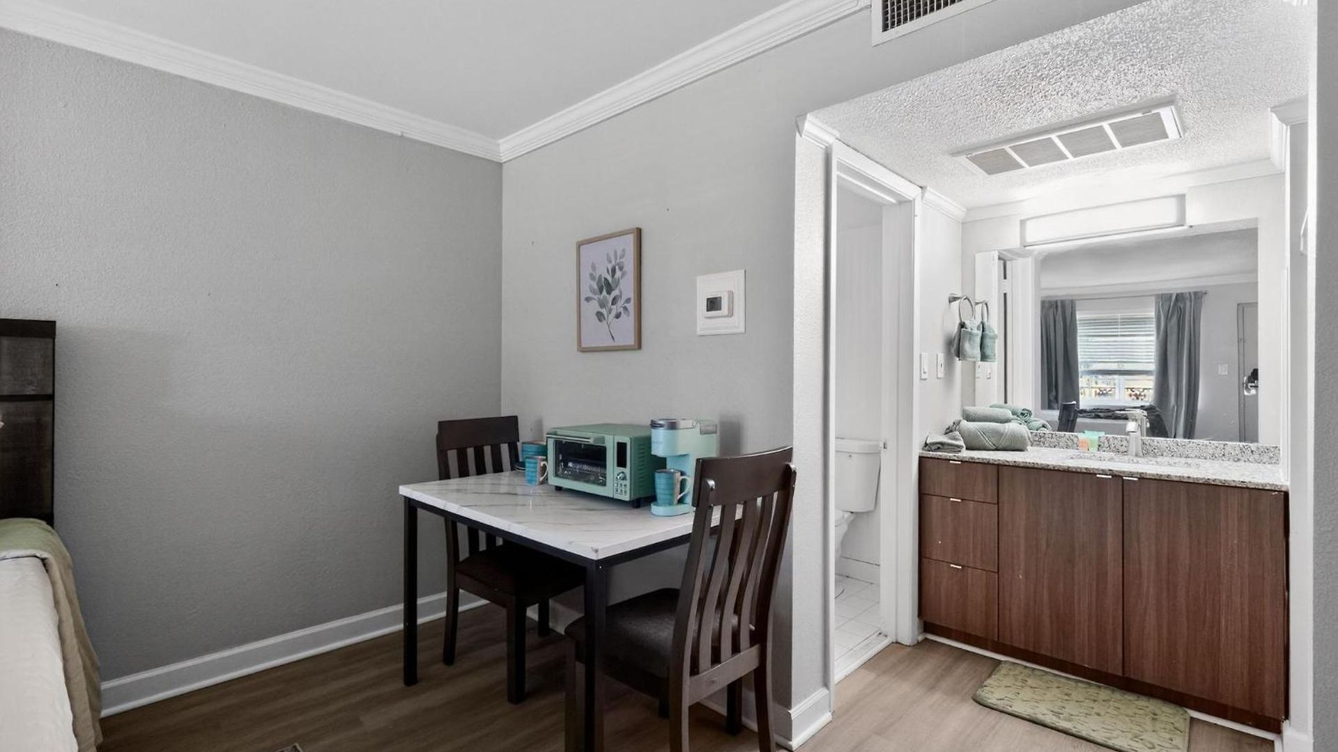 Apartment Lux Mins To Atrium Health & Airport Charlotte