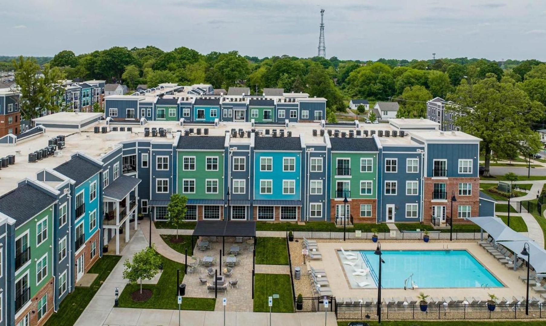 Landing Stunning 1Bd Pool Gym Apartment *