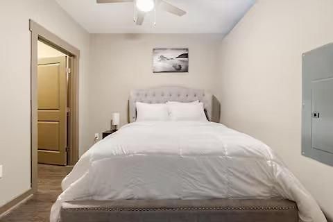 Skyline Serenity- Gym, Walk To Bars And Restaurants Charlotte