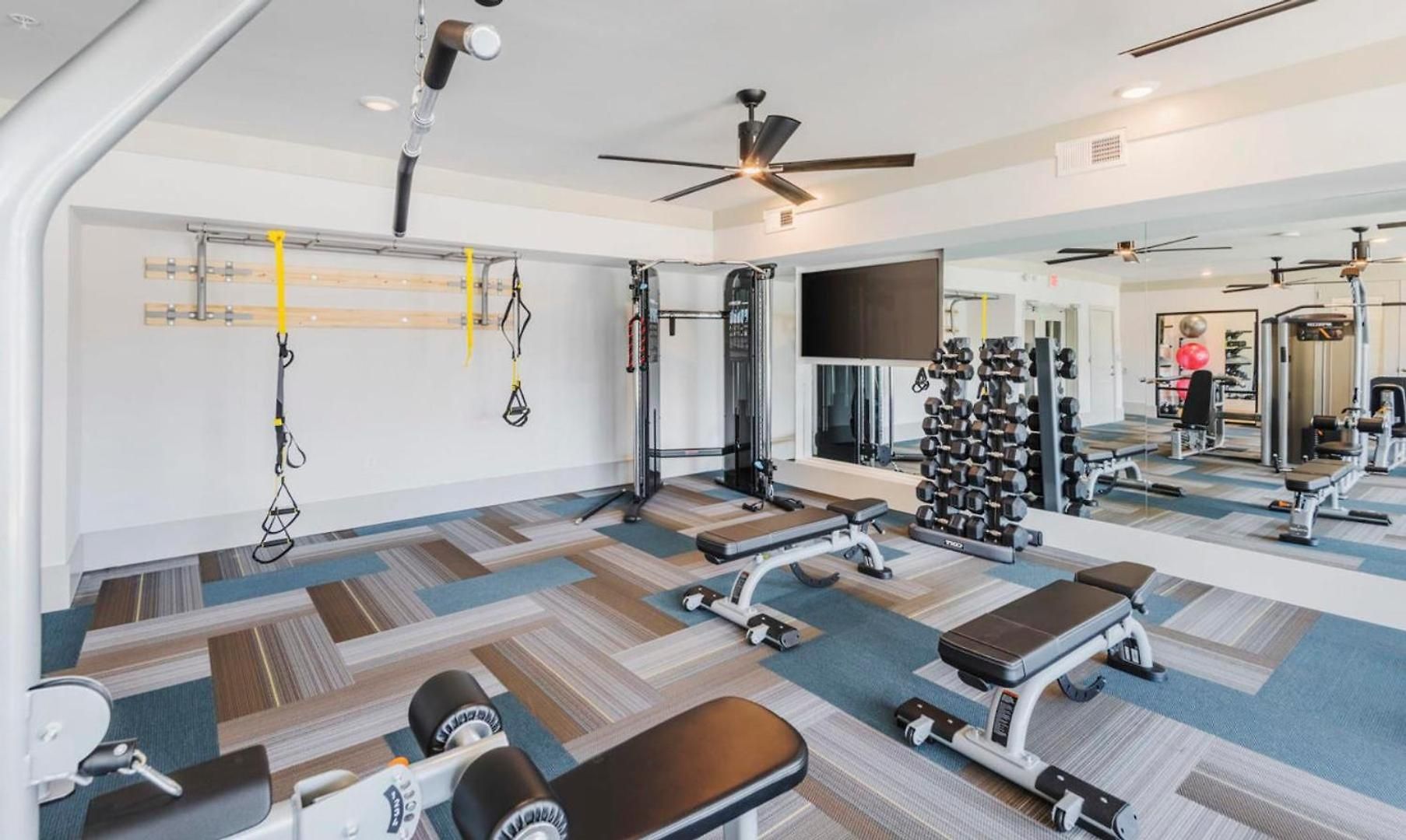 Landing Stunning 1Bd Pool Gym Apartment Charlotte