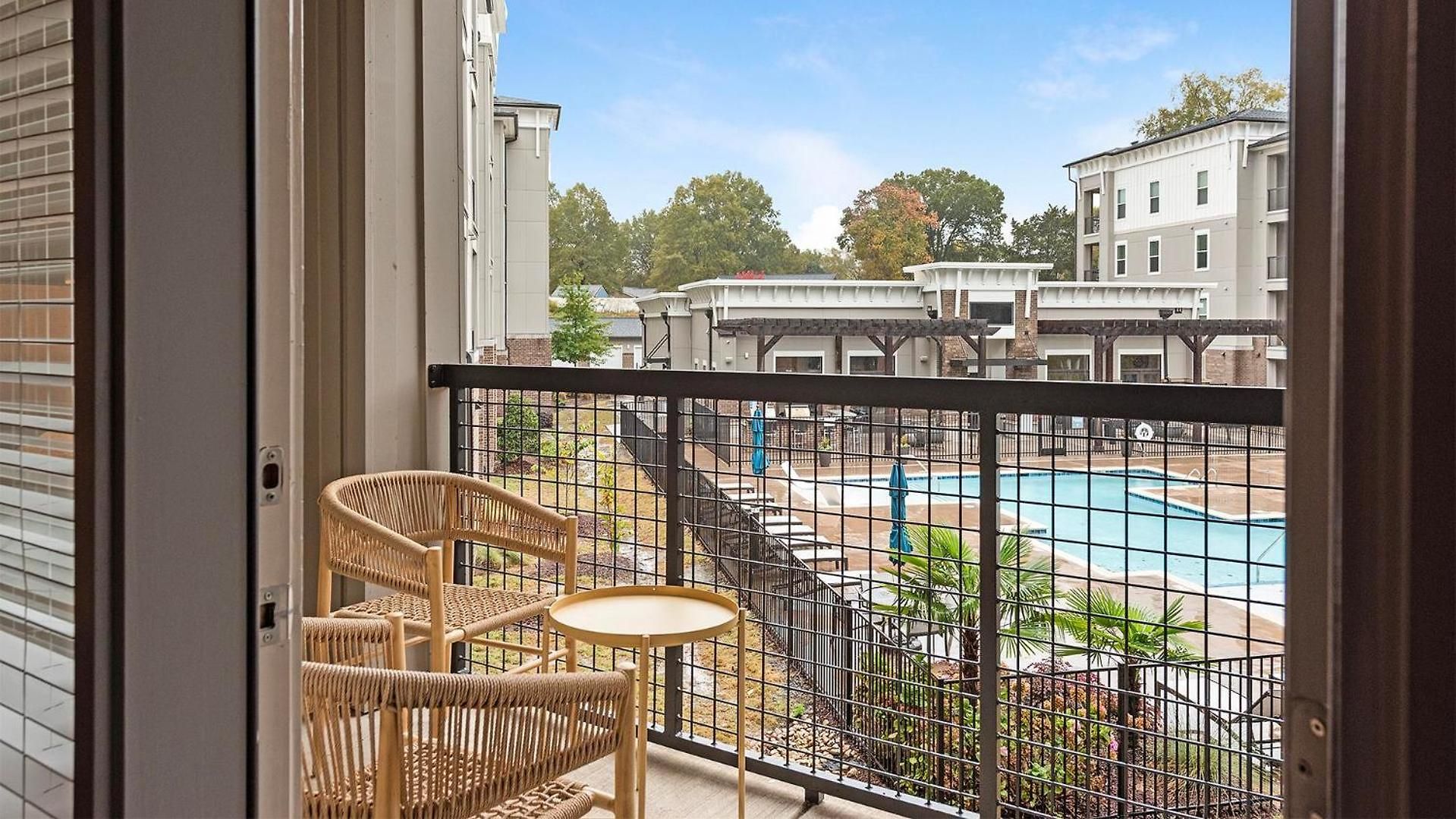 Landing - Thrive At Apartment Charlotte
