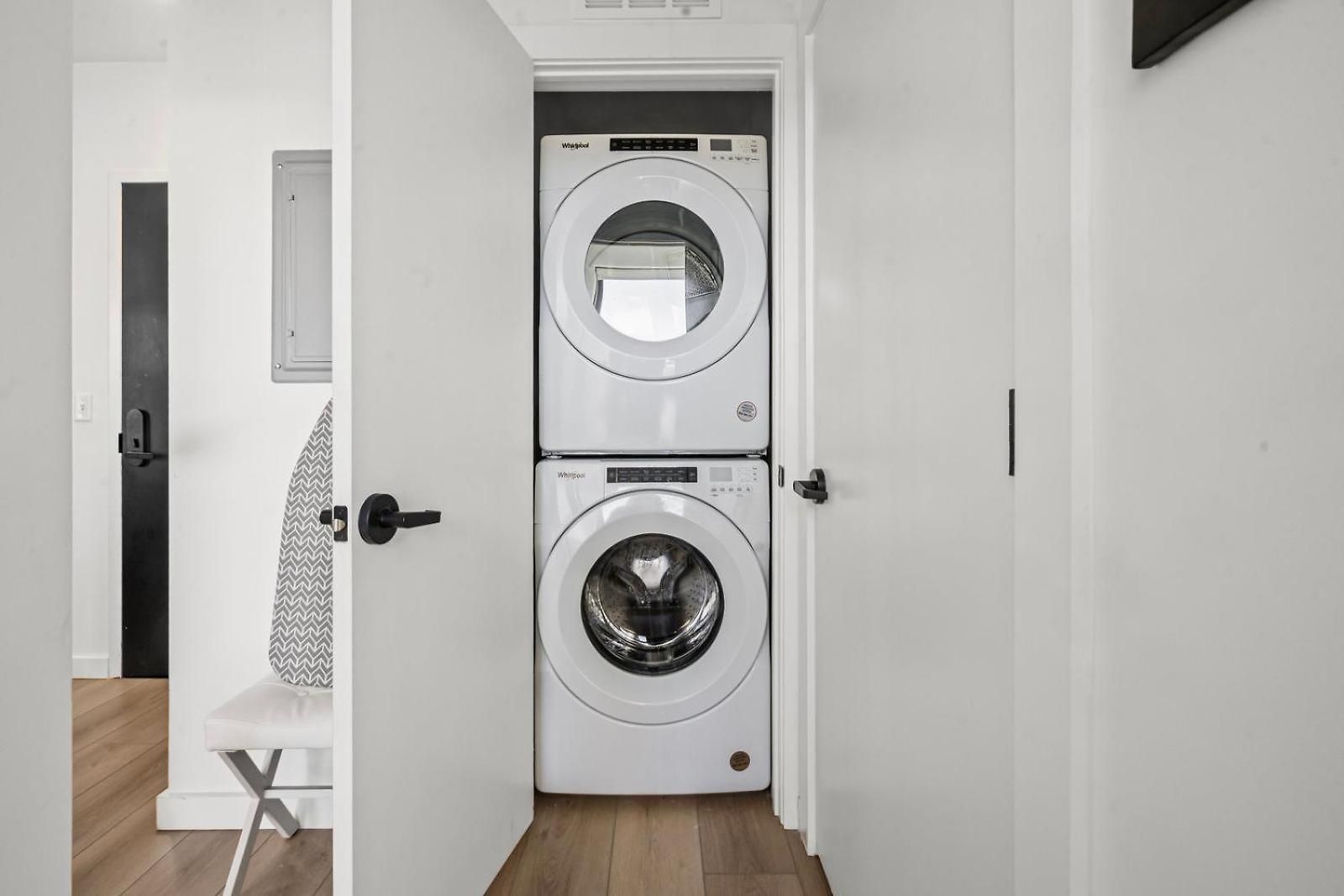 Luxury 2br South End Uptown Charlotte, Walkable, Gym, Washer & Dryer