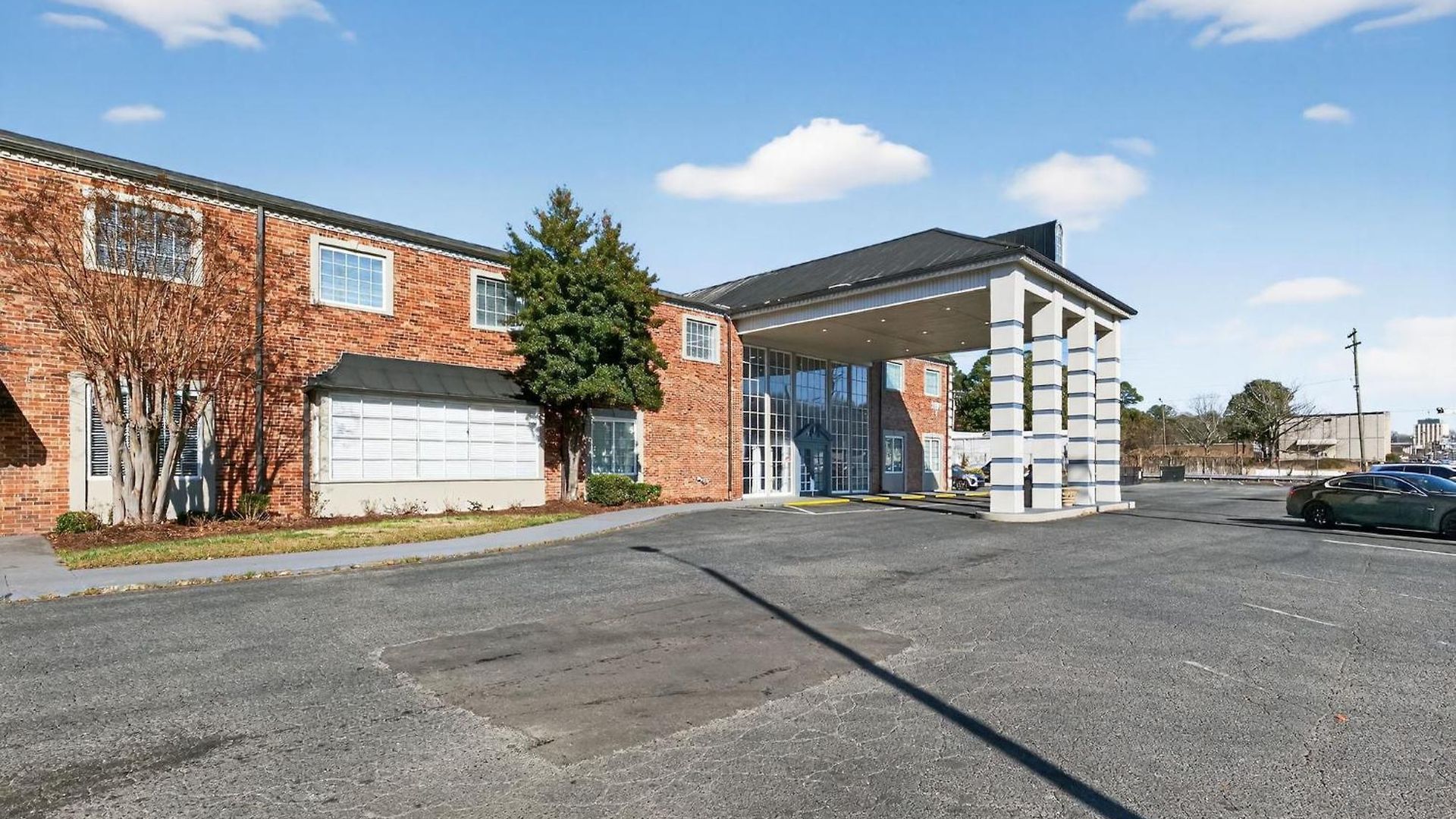 Lux Mins To Atrium Health & Airport Apartment Charlotte