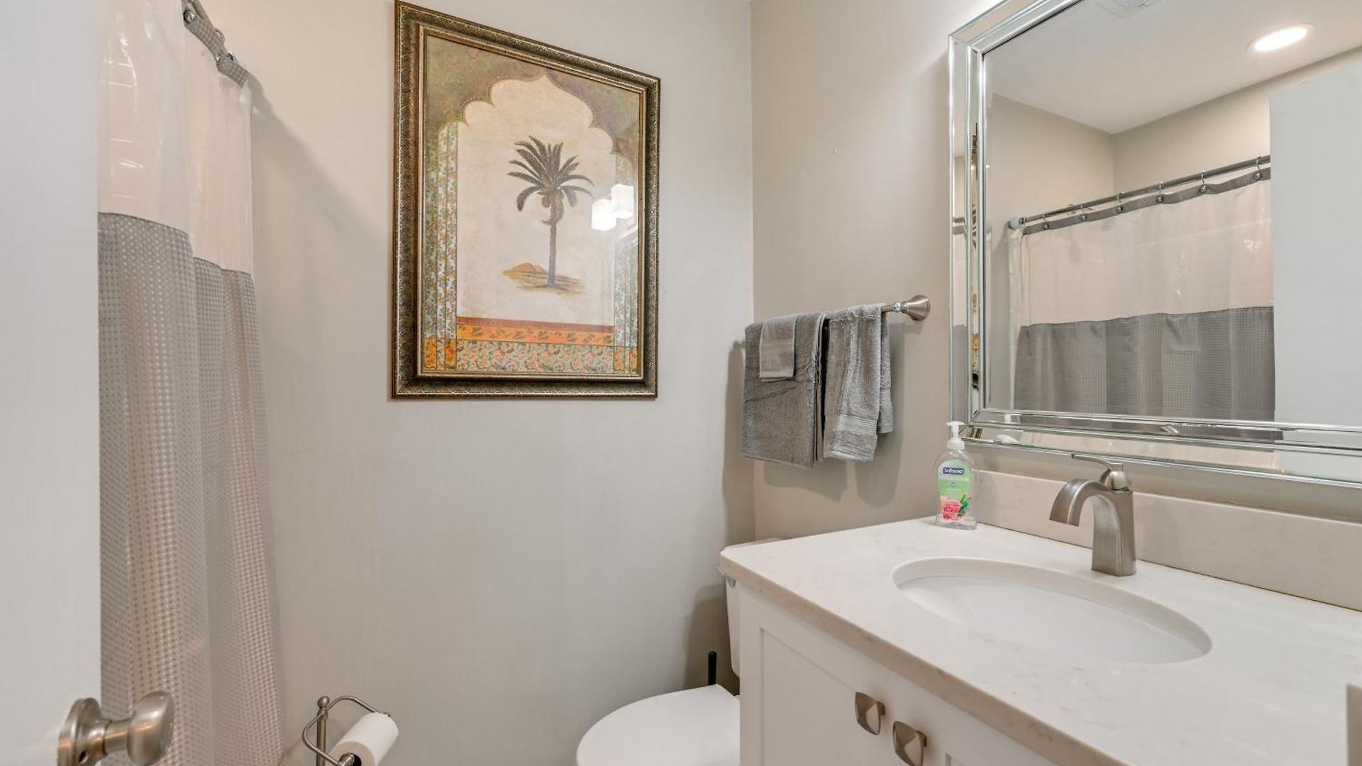 1 Mi To Boa Stadium! Walkable W/ Porch Holiday home Charlotte