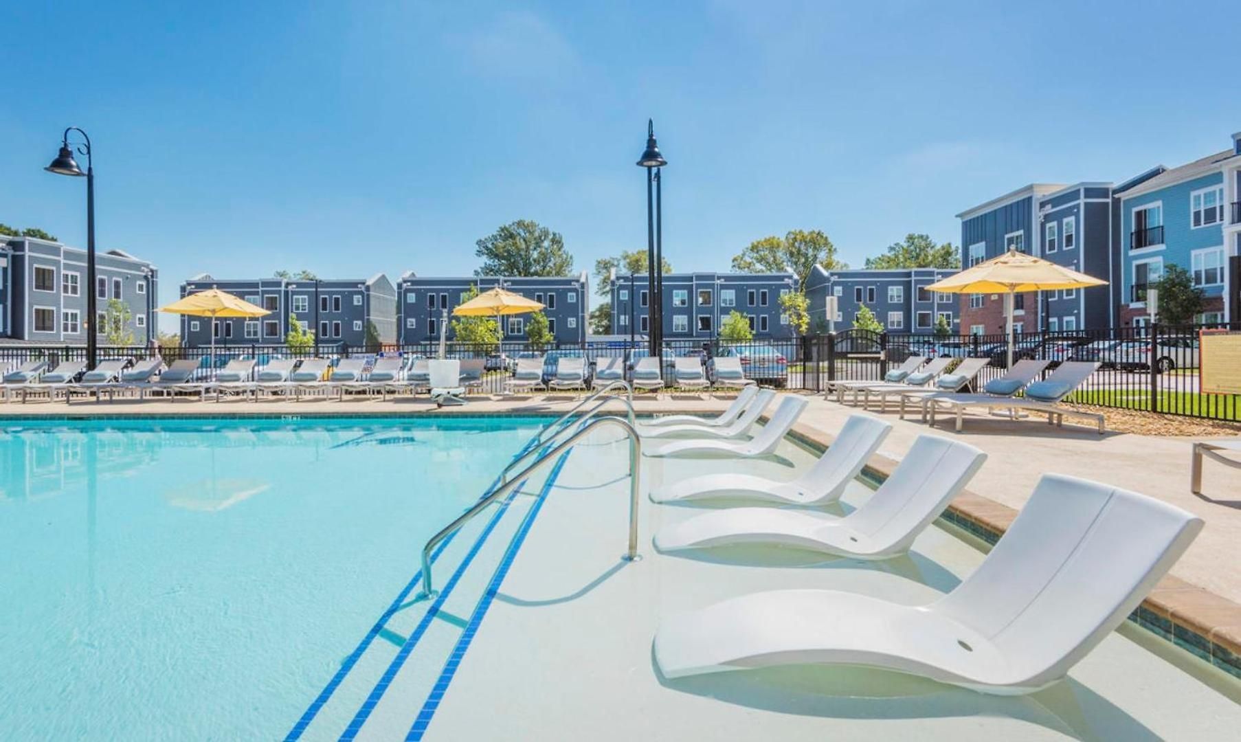 Landing Stunning 1Bd Pool Gym