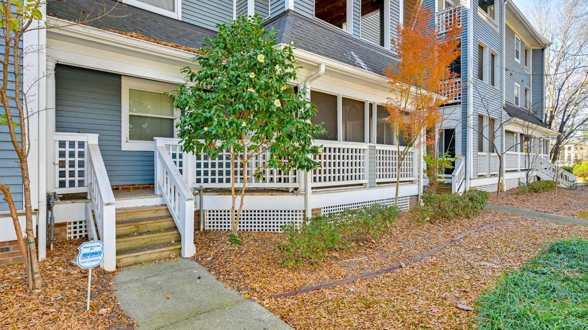 Holiday home 1 Mi To Boa Stadium! Walkable W/ Porch