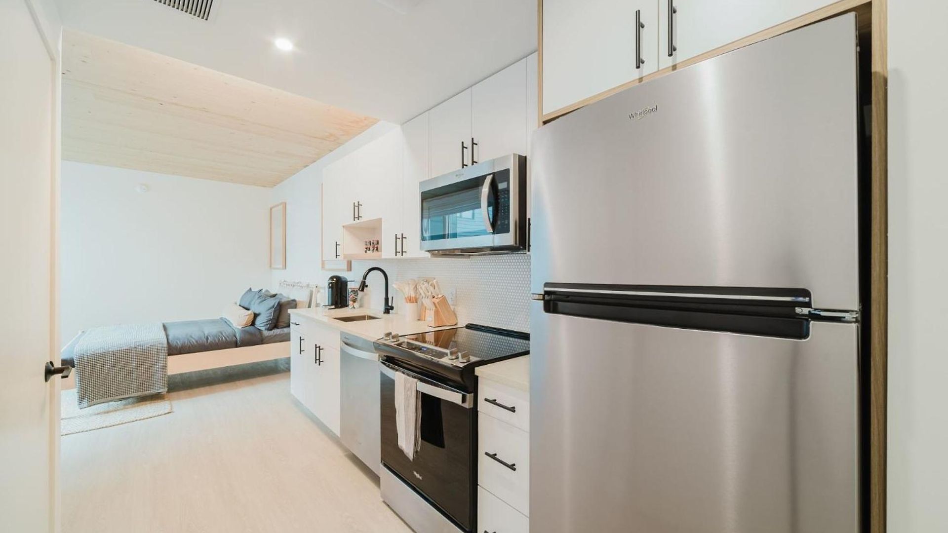 Hotel Joinery West 3*