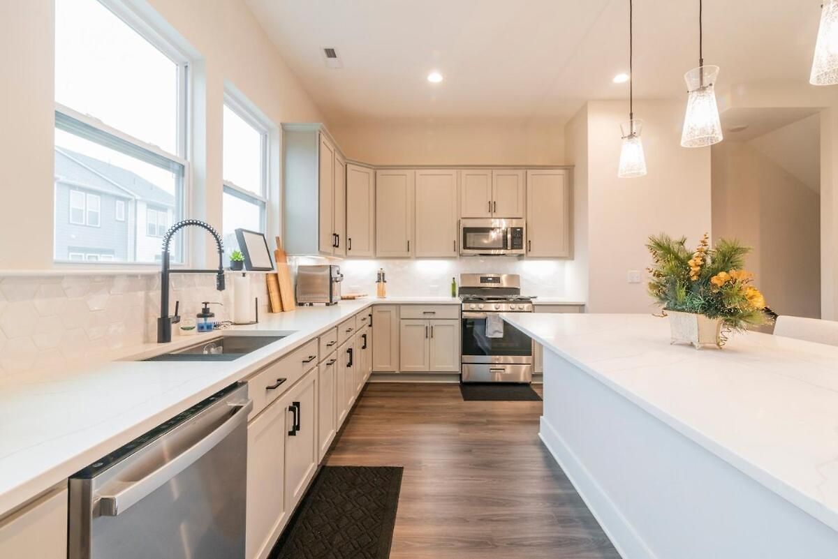 Spacious 4br Near Unc & Major Venues Charlotte