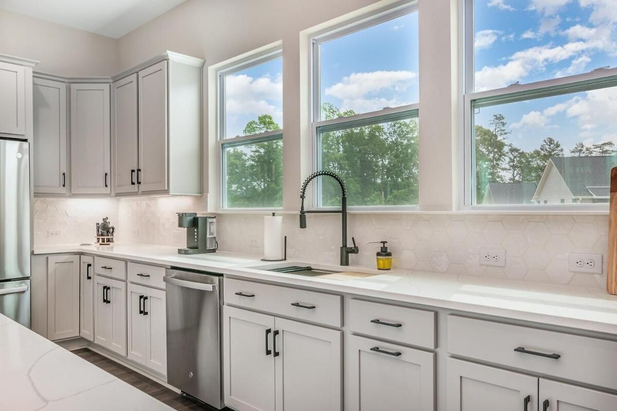 Spacious 4br Near Unc & Major Venues Apartment