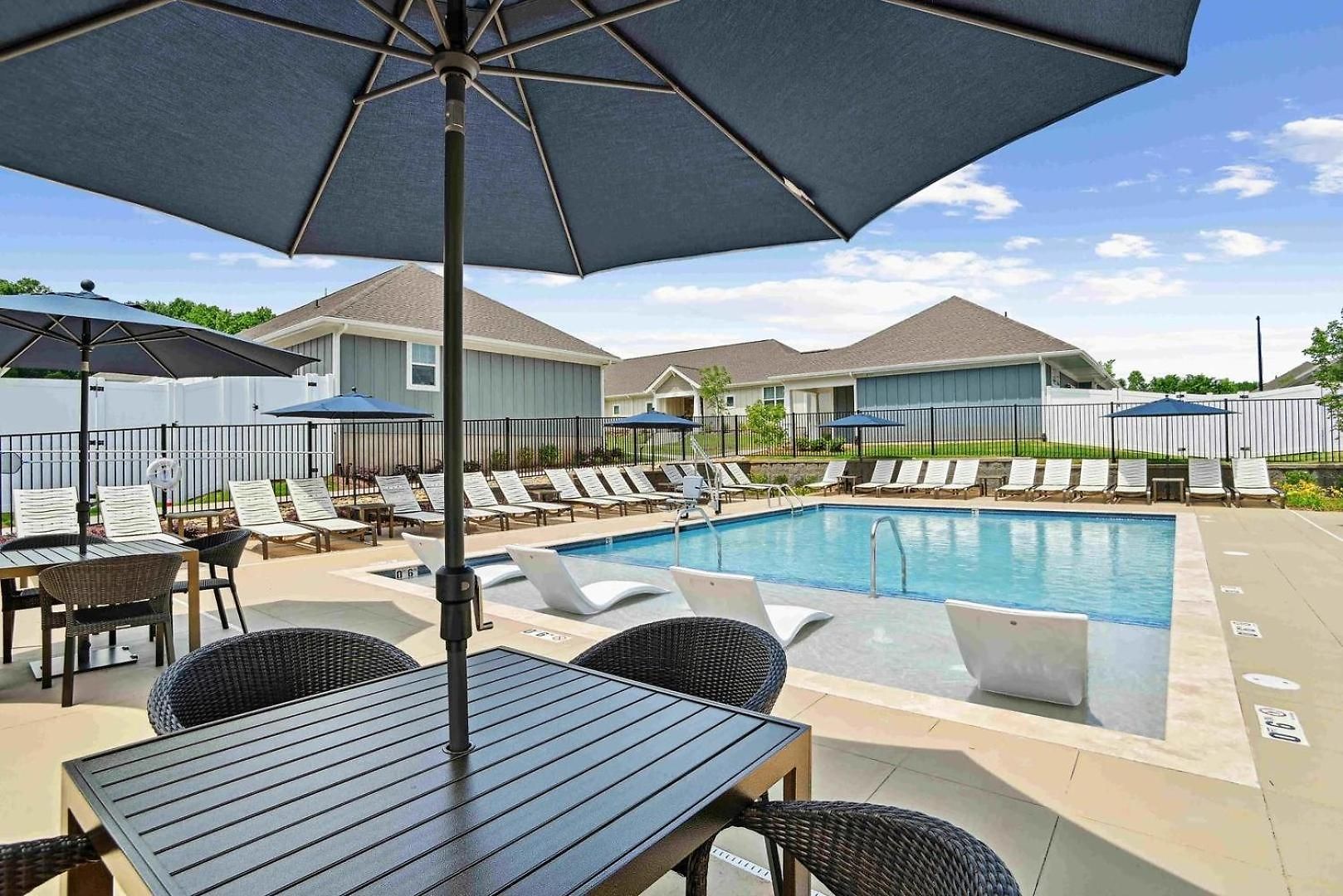 Landing - Zora Apartment Charlotte