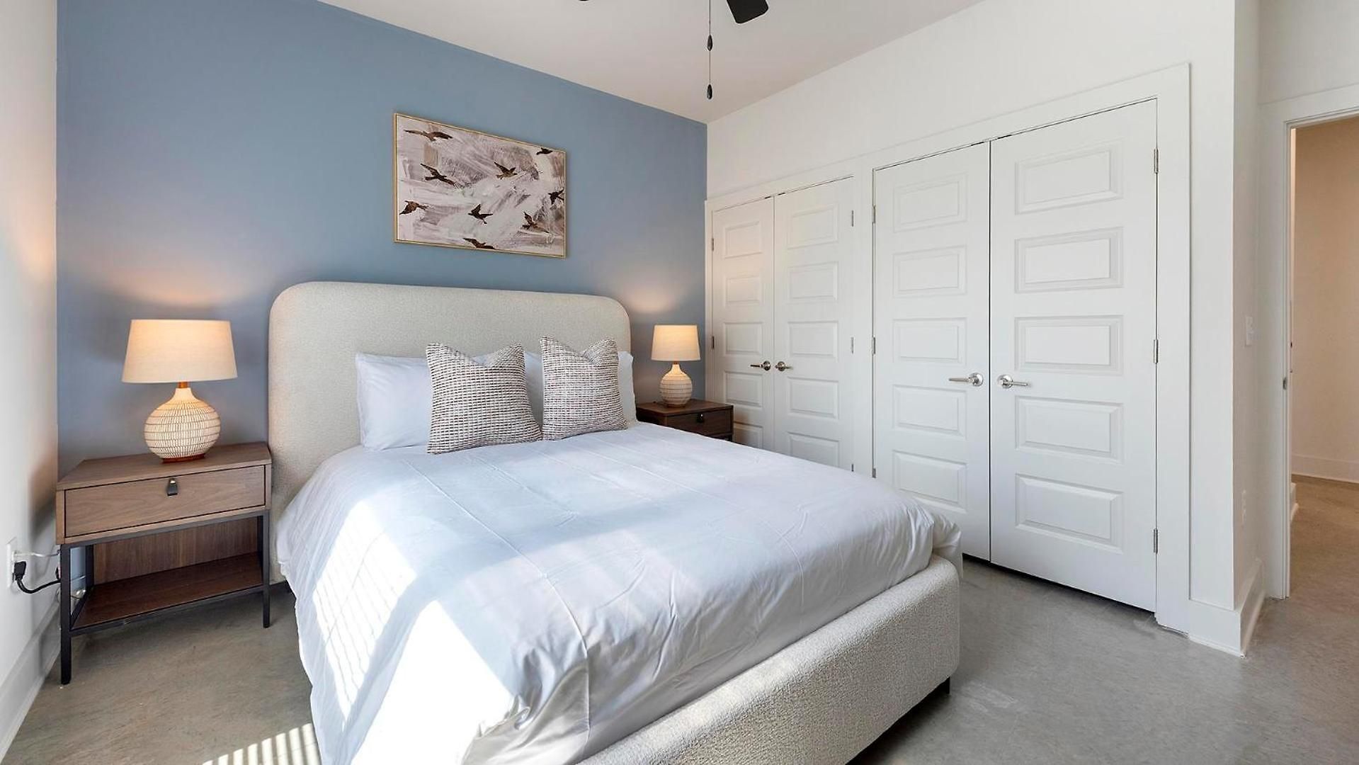 Landing - The Henry Apartment