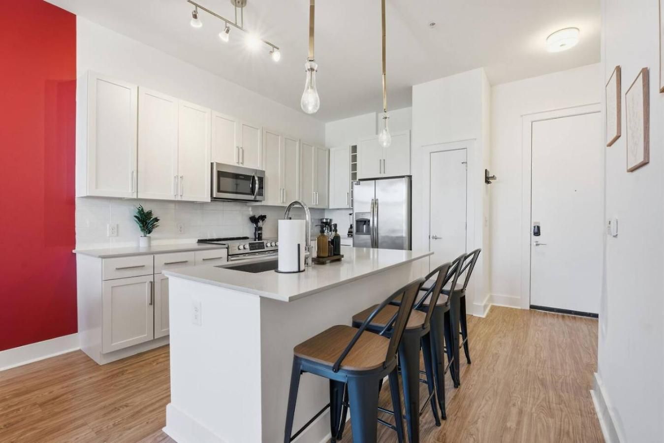 Carolina Horizon - Pool, Views, Free Parking *