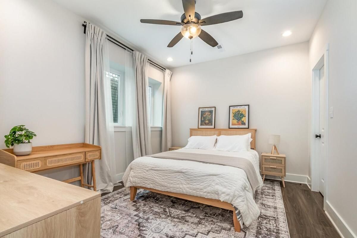 Apartment Spacious 4br Near Unc & Major Venues Charlotte