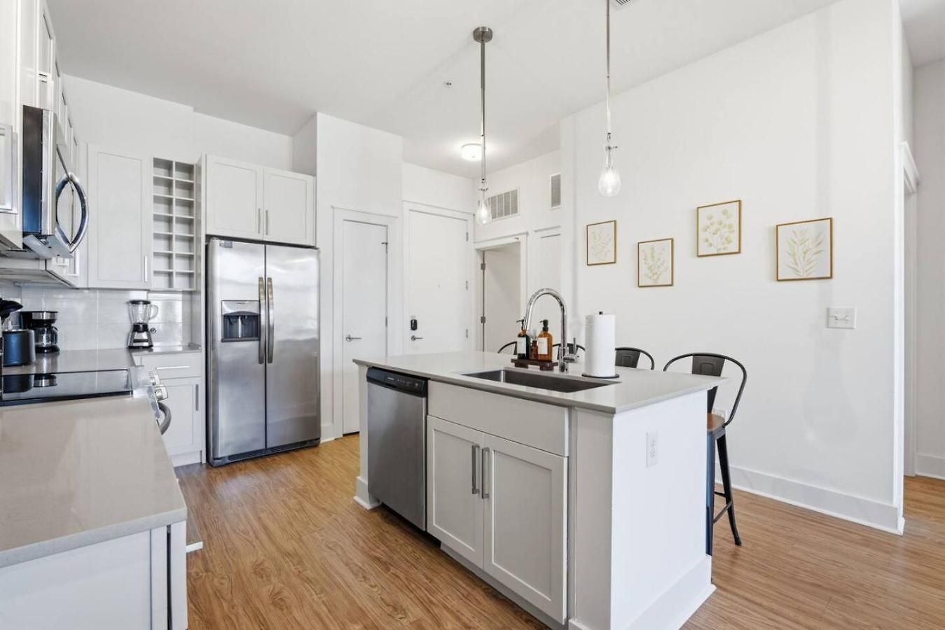 Carolina Horizon - Pool, Views, Free Parking * Charlotte