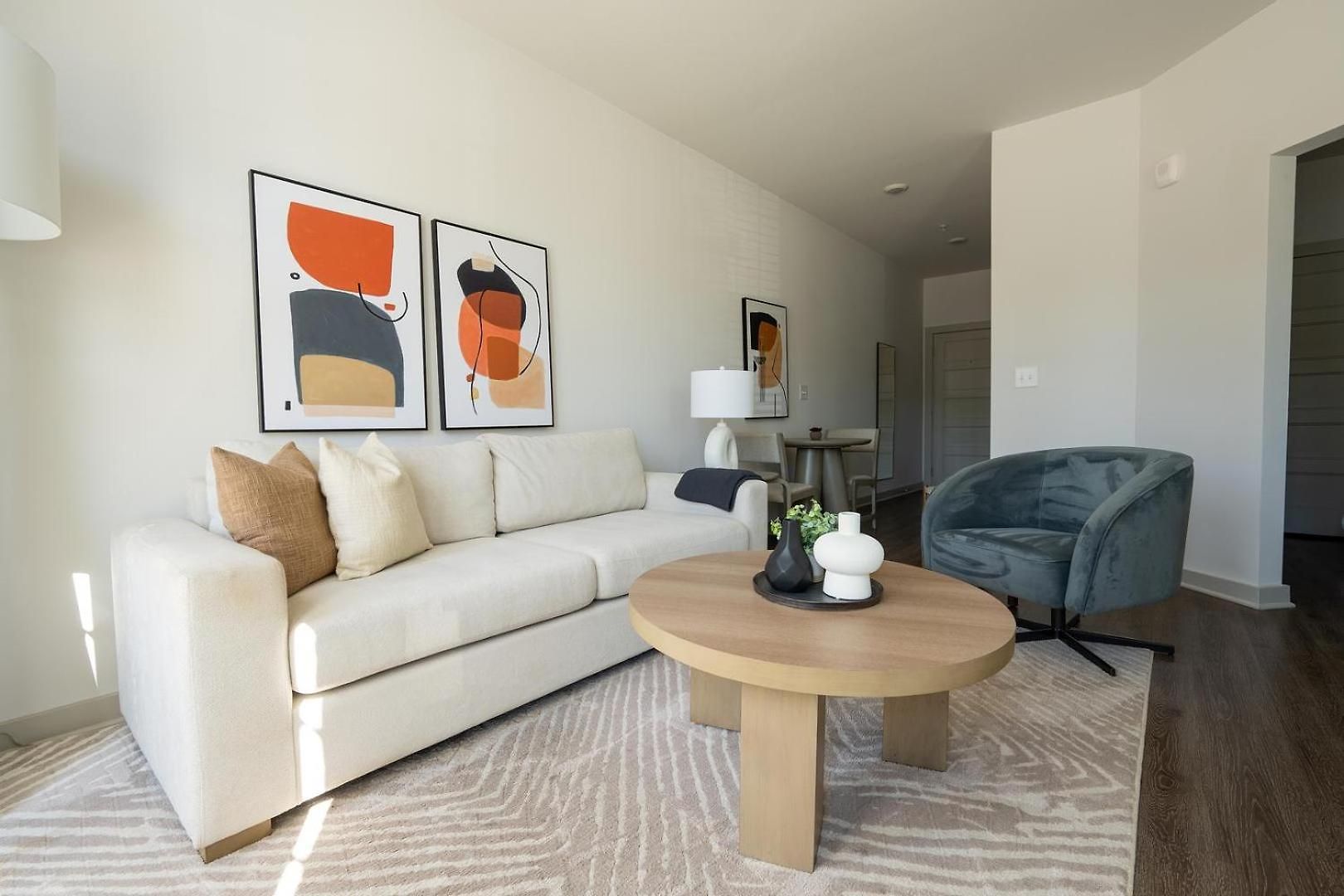 Landing Stunning 1Bd Pool Gym Apartment *