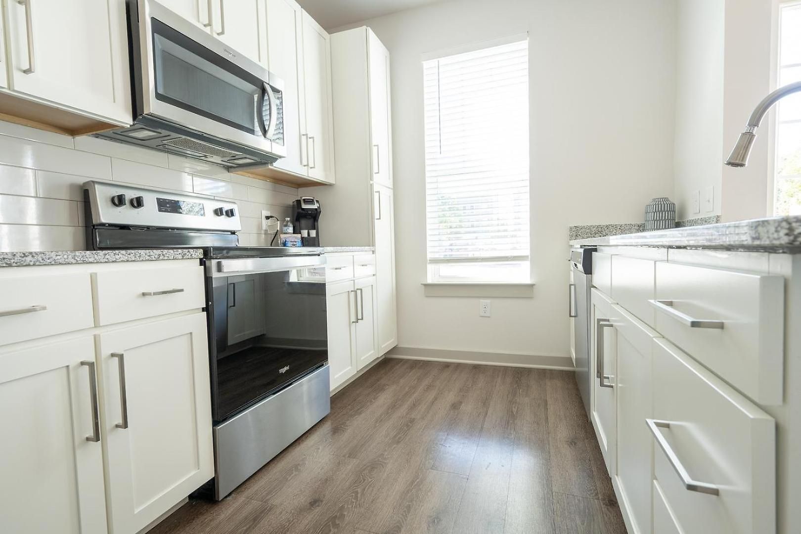 Apartment Landing Stunning 1Bd Pool Gym