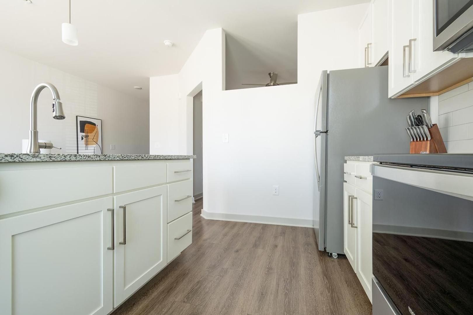 Apartment Landing Stunning 1Bd Pool Gym *